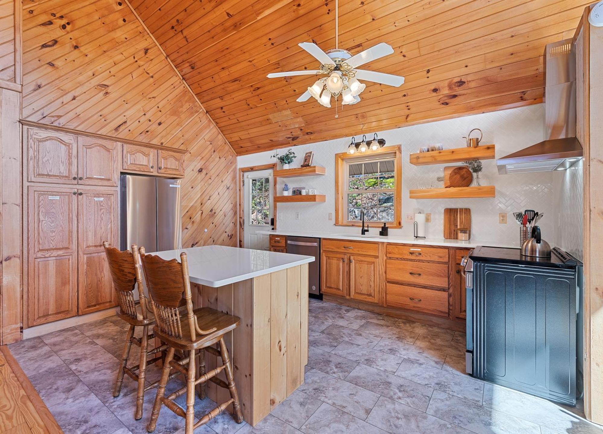 Maggie Valley Cabin With Beautiful Mountain Views, Hottub, Pet Friendly, Gameroom, Fireplace Exteriör bild