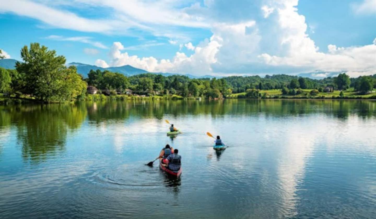 Maggie Valley Cabin With Beautiful Mountain Views, Hottub, Pet Friendly, Gameroom, Fireplace Exteriör bild