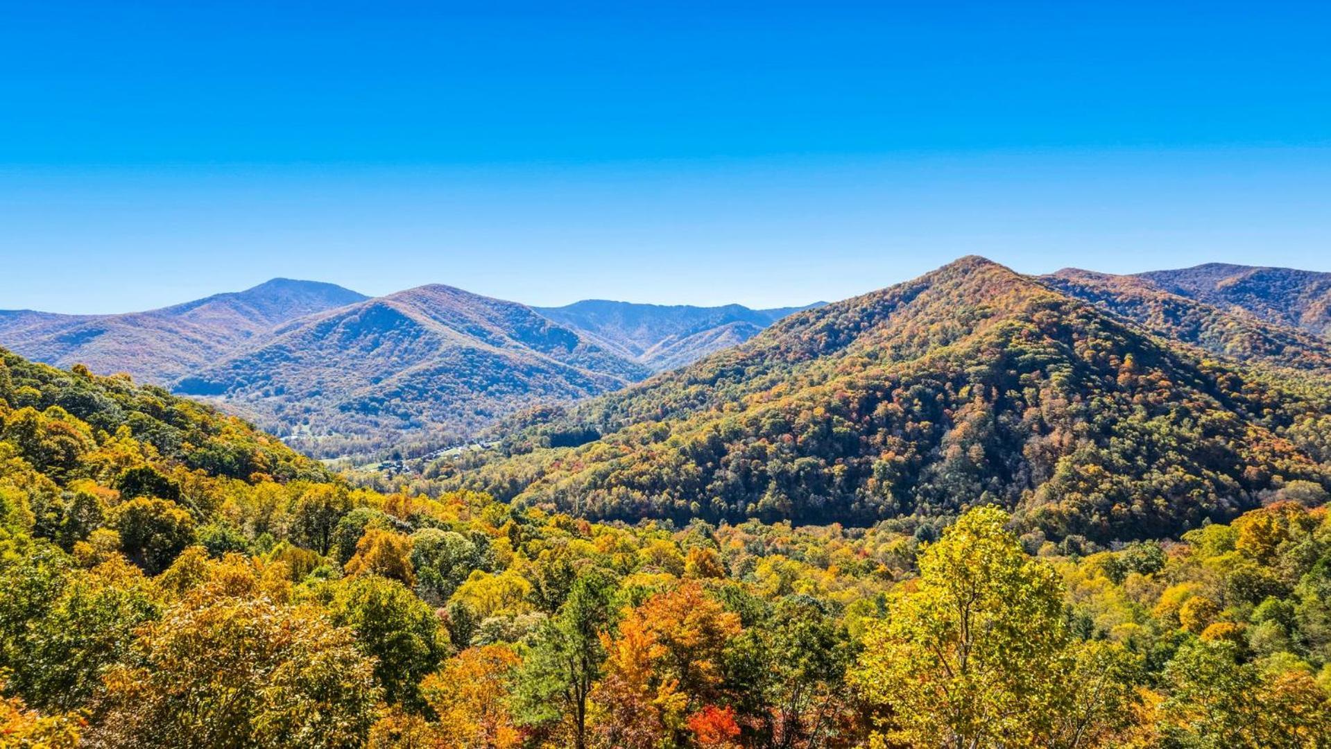 Maggie Valley Cabin With Beautiful Mountain Views, Hottub, Pet Friendly, Gameroom, Fireplace Exteriör bild