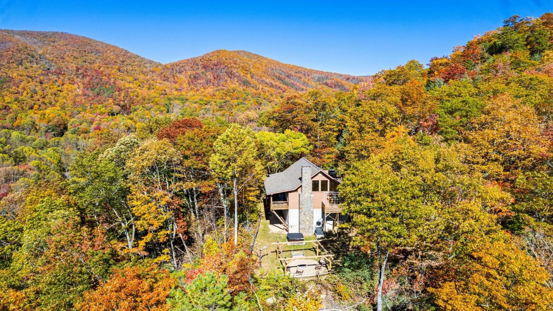 Maggie Valley Cabin With Beautiful Mountain Views, Hottub, Pet Friendly, Gameroom, Fireplace Exteriör bild